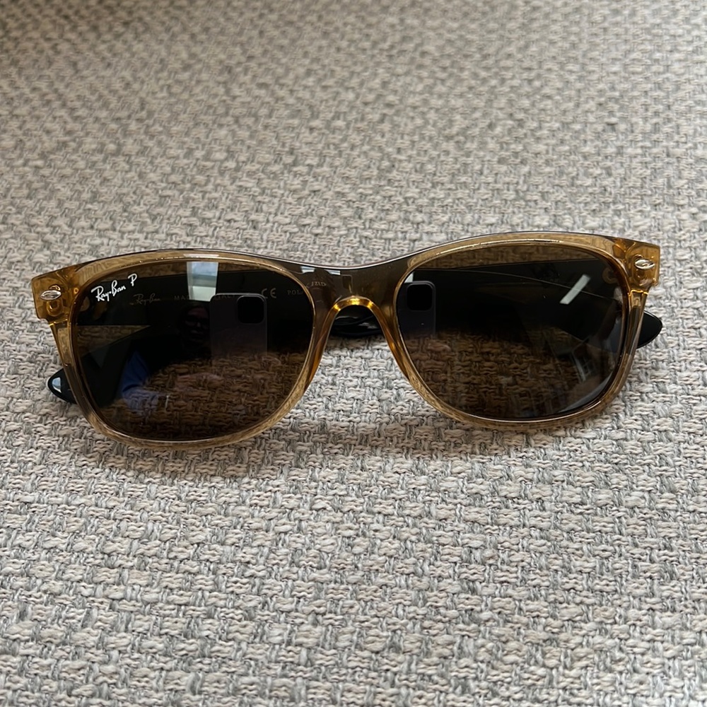 Ray-Ban Polarized New Wayfarer Bicolor sunglasses.